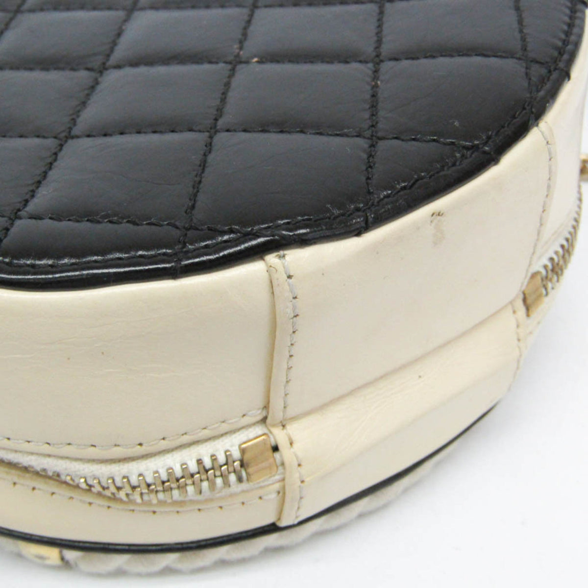PRE-OWNED Chanel Coco Mark · Round Chain · Leather