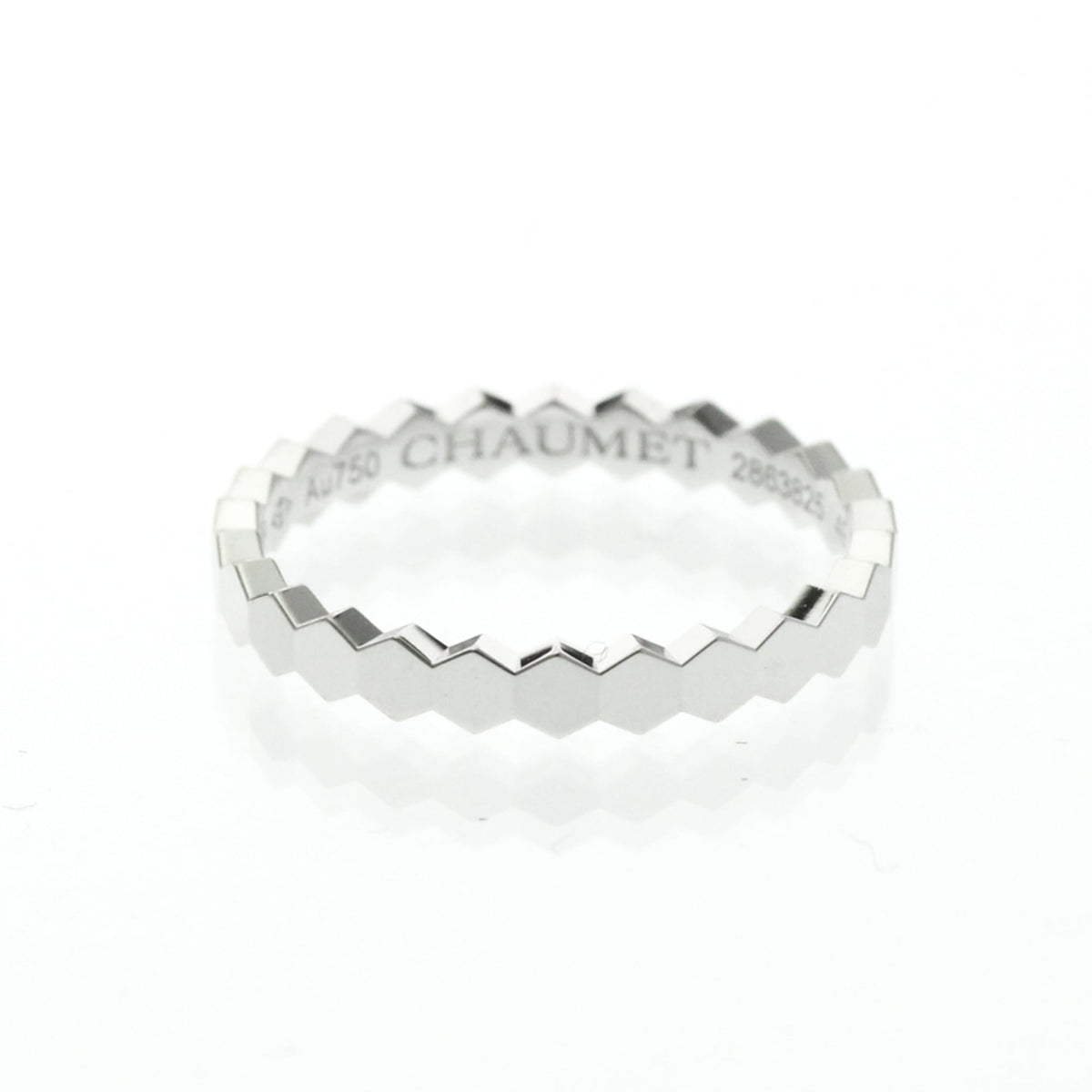 PRE-OWNED Chaumet Be My Love · 18K White Gold Size 9