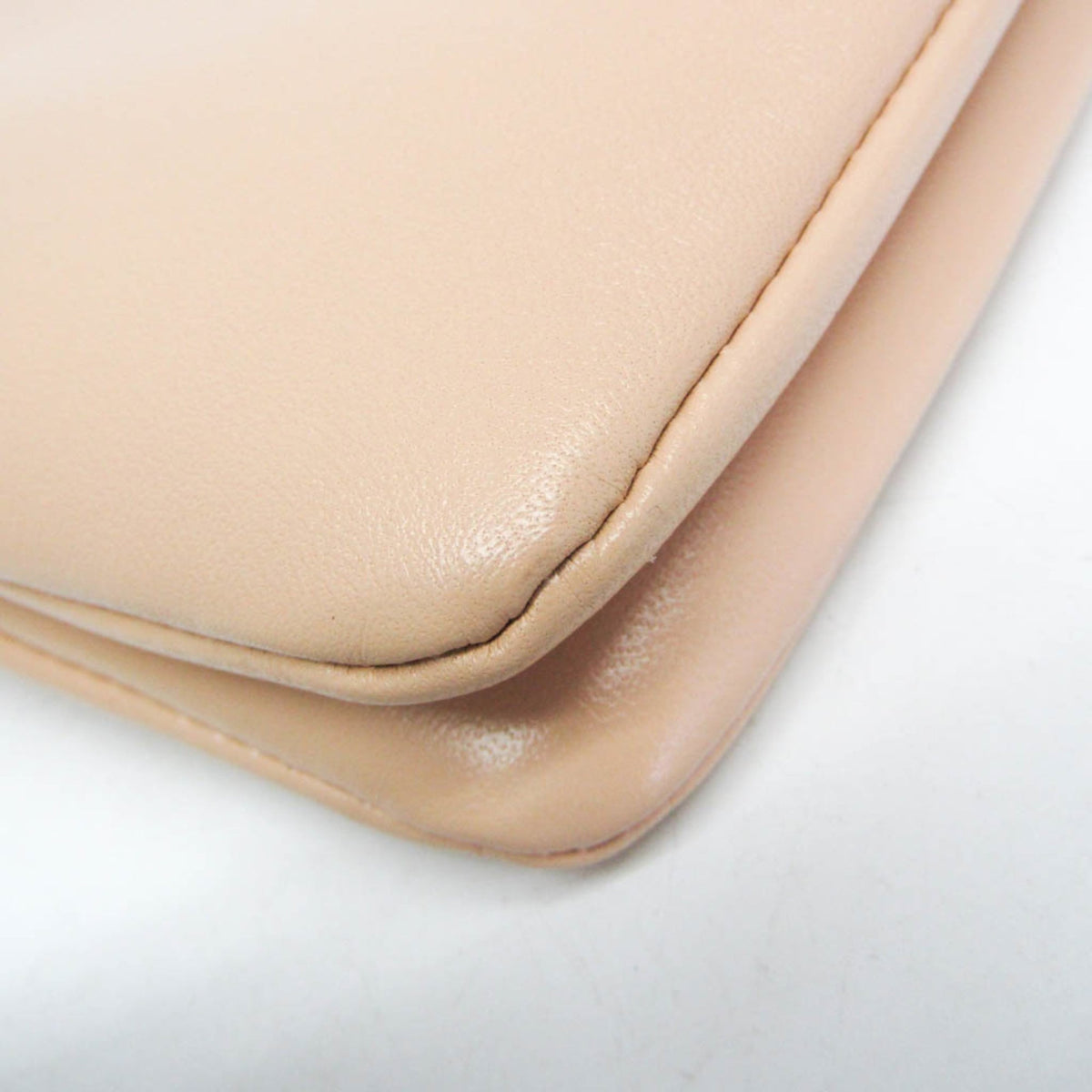 PRE-OWNED Chloé Faye · Small Zipped