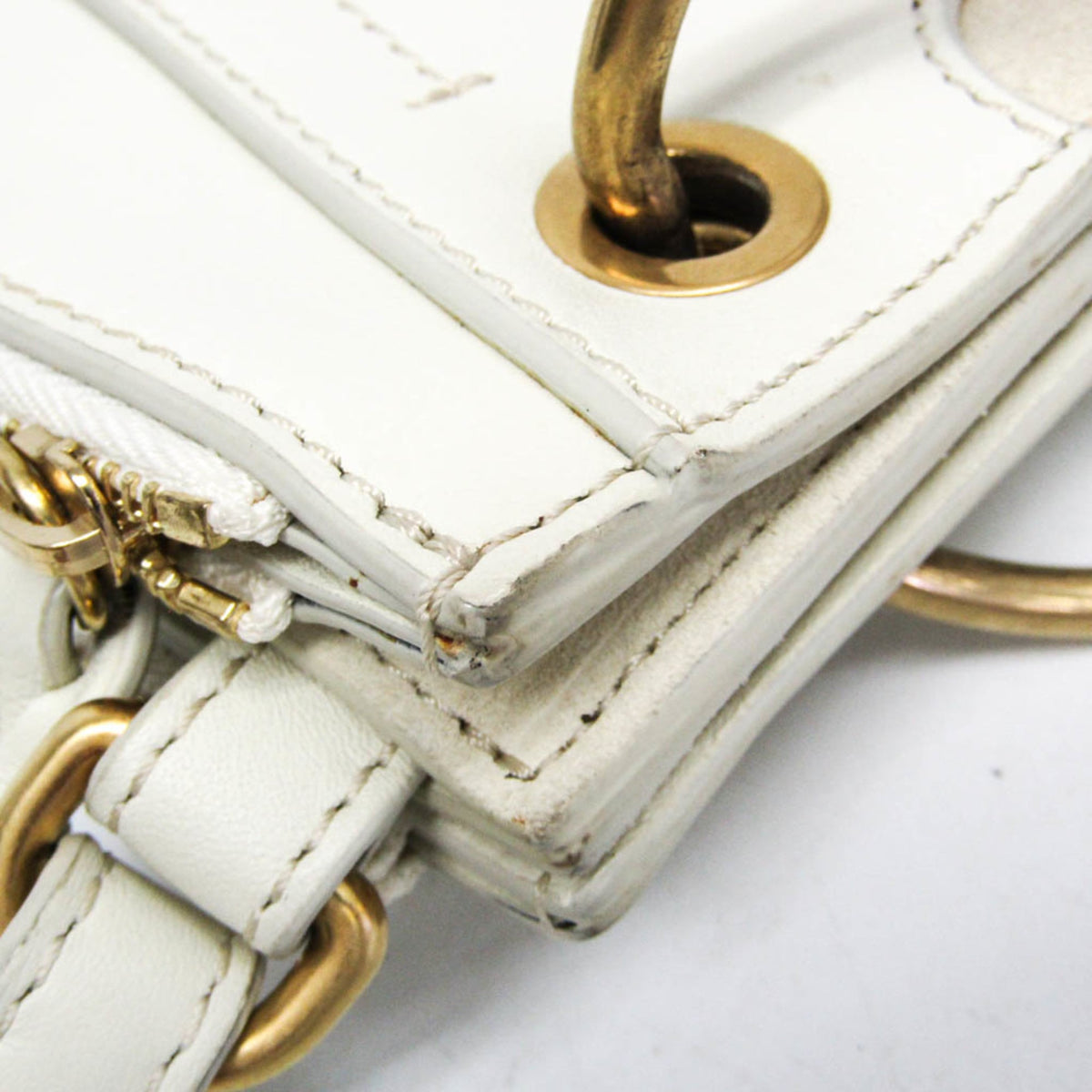 PRE-OWNED Chloé Roy · Leather & Suede