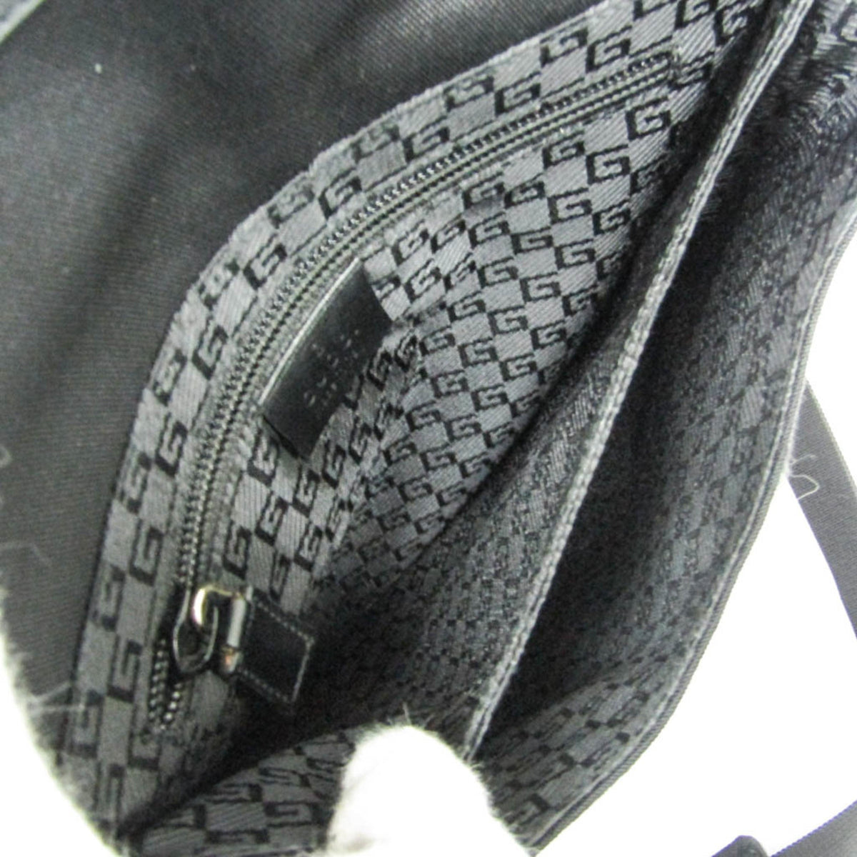 PRE-OWNED Gucci Nylon & Leather Shoulder Bag