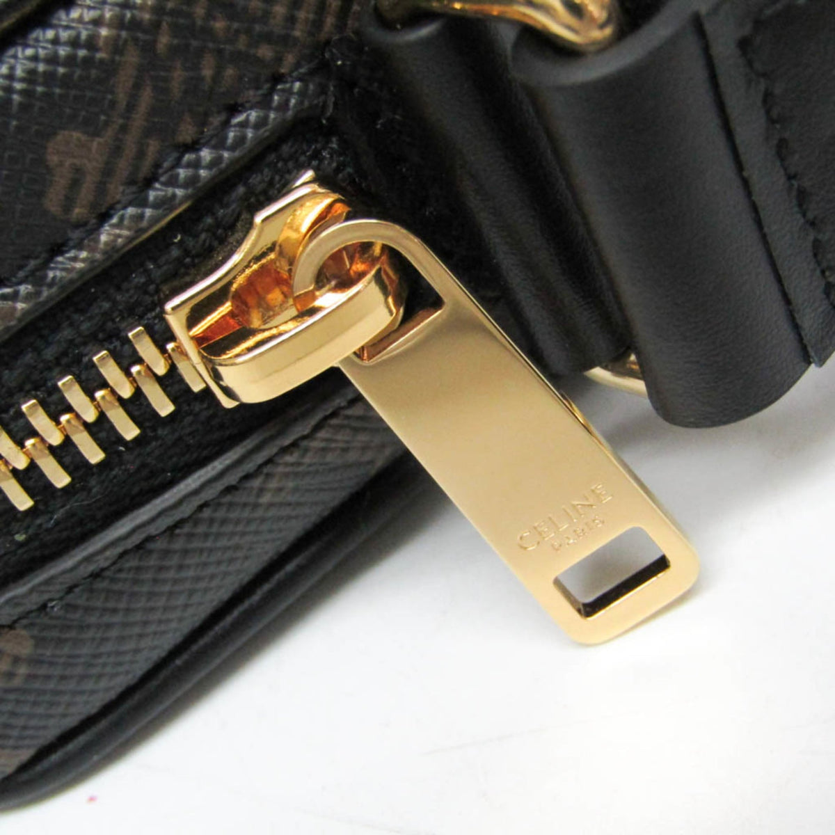PRE-OWNED Celine Triomphe Medium · Coated Canvas