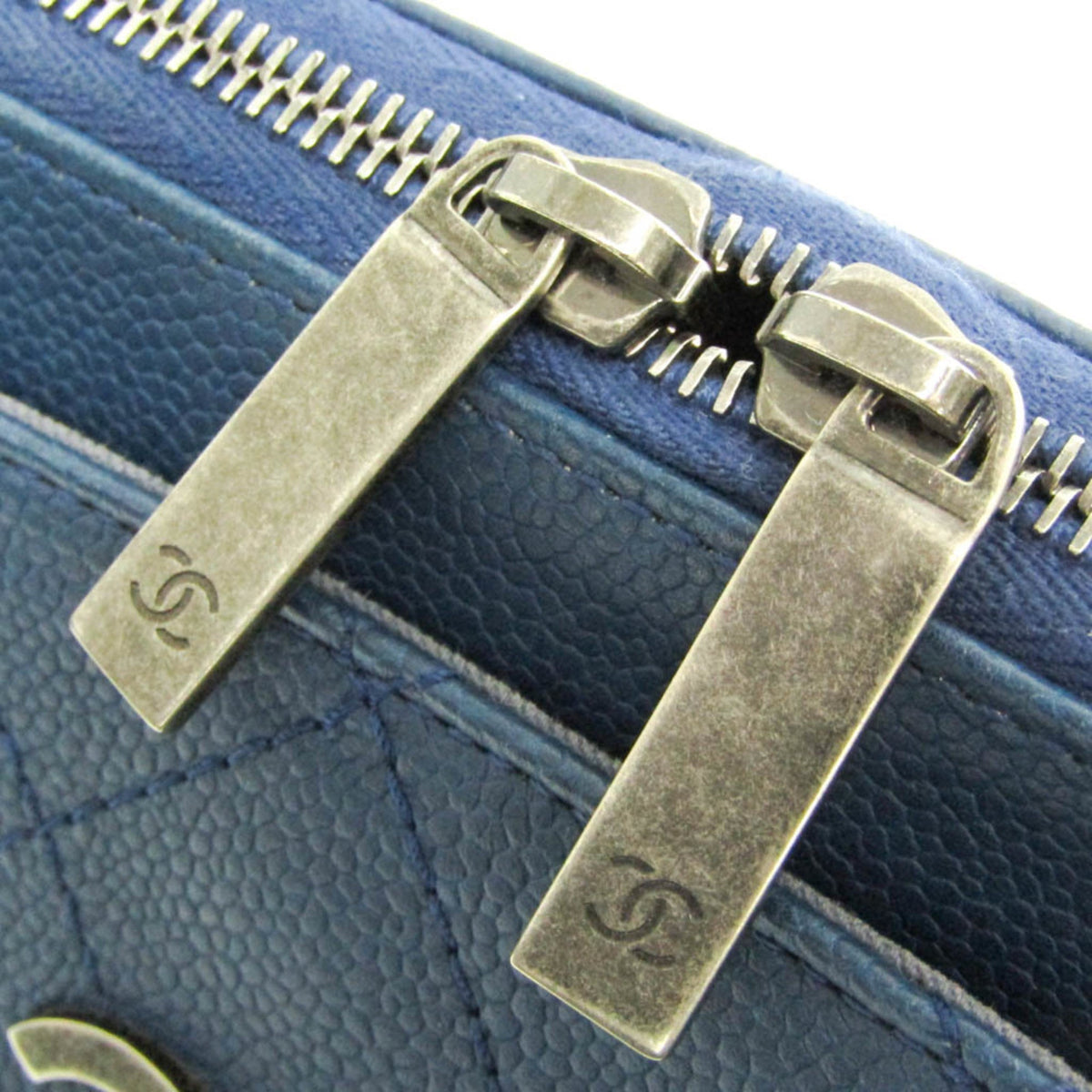 PRE-OWNED Chanel Wild Stitch · Grained Calfskin