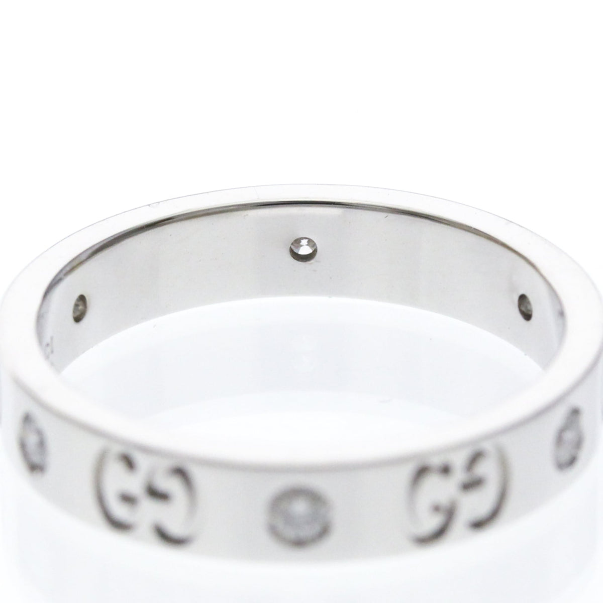 PRE-OWNED Gucci Icon · 18K White Gold · Diamond