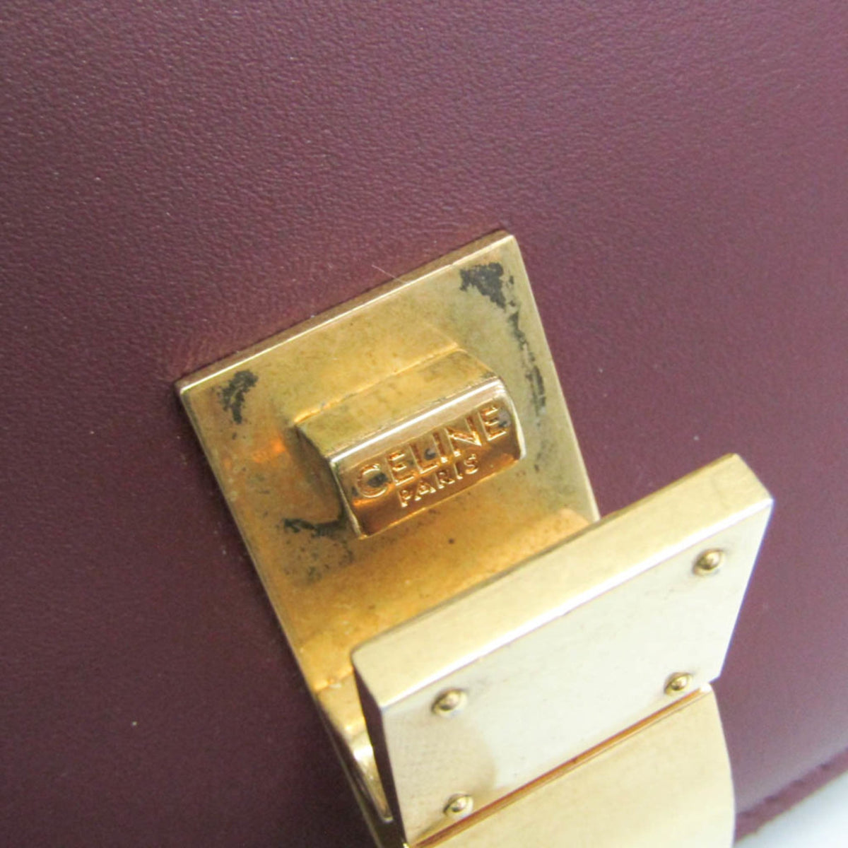 PRE-OWNED Celine Classic Box · Small · Leather