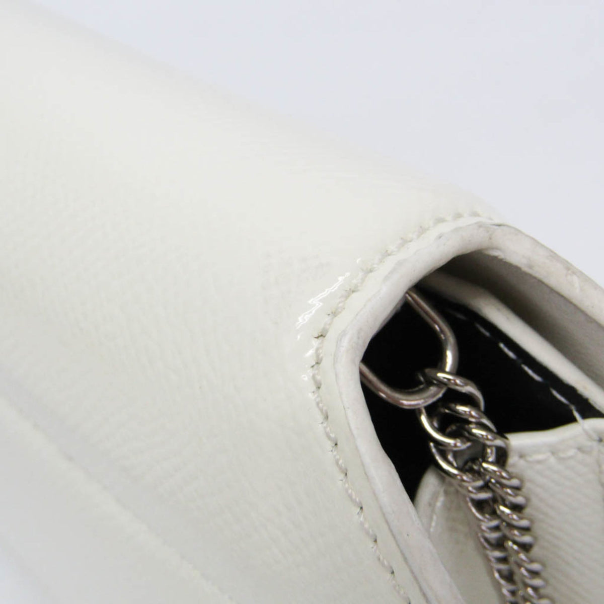 PRE-OWNED Givenchy Bow Cut · Ivory Leather