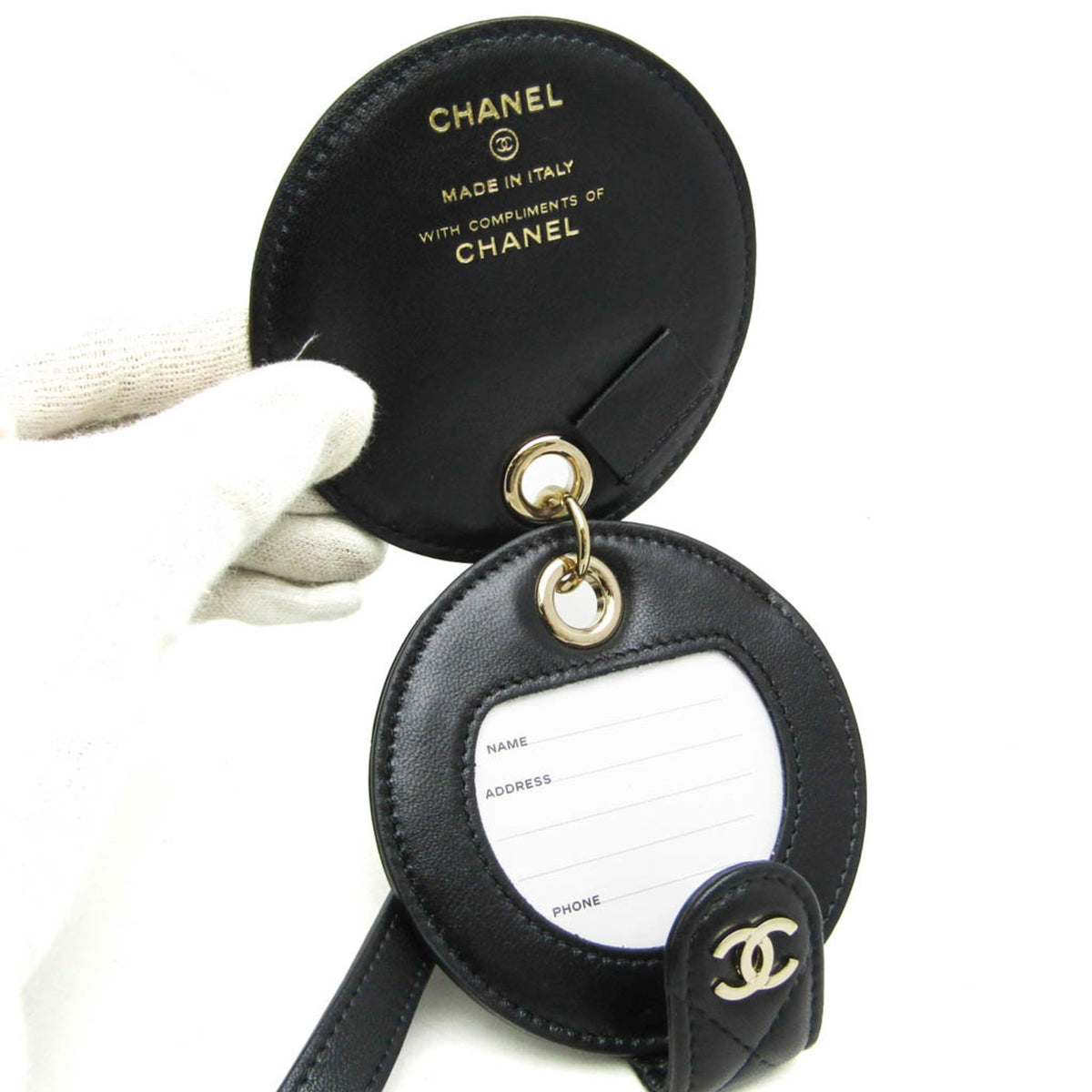 PRE-OWNED Chanel Matelasse · Lambskin Charm