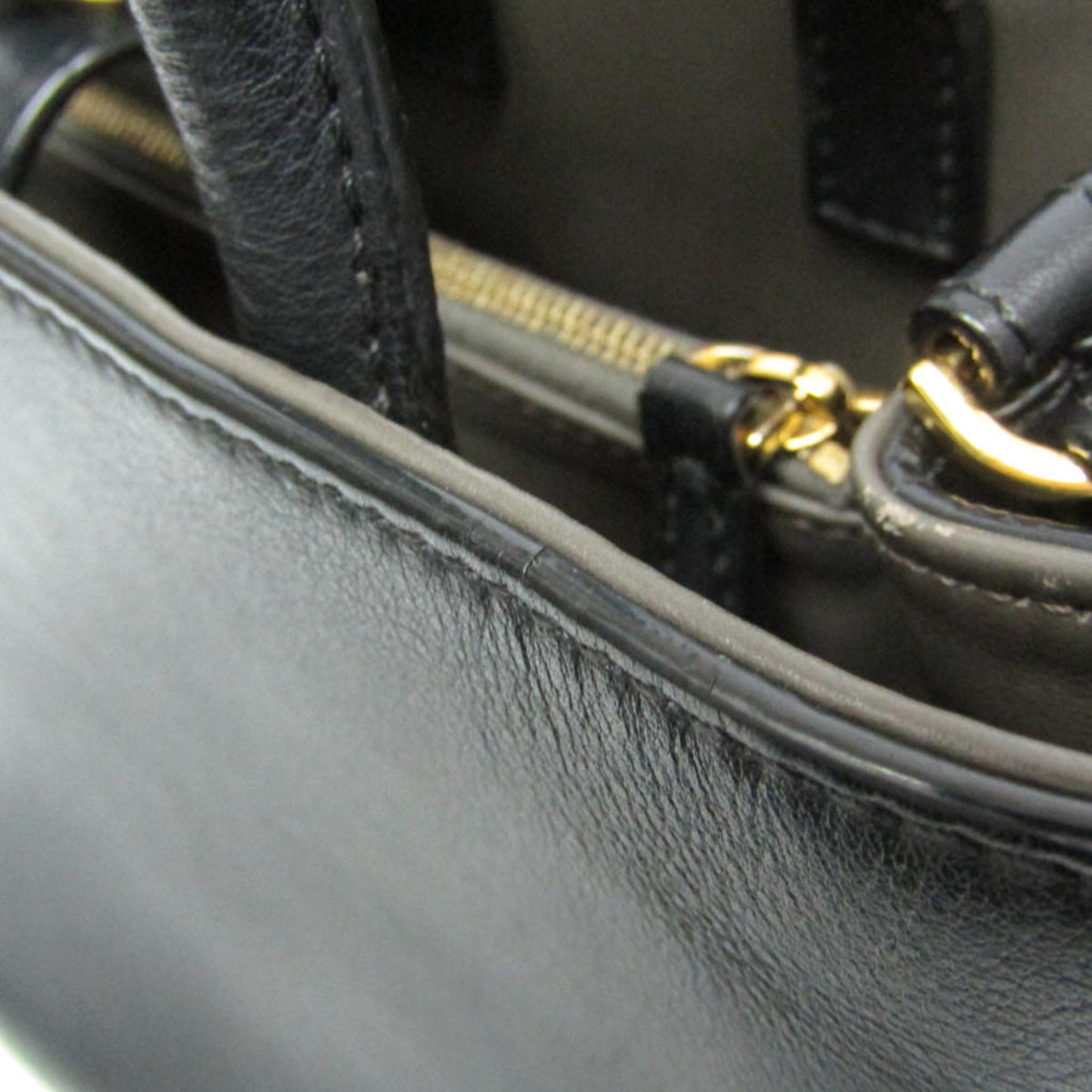 PRE-OWNED Fendi Toujour · Leather