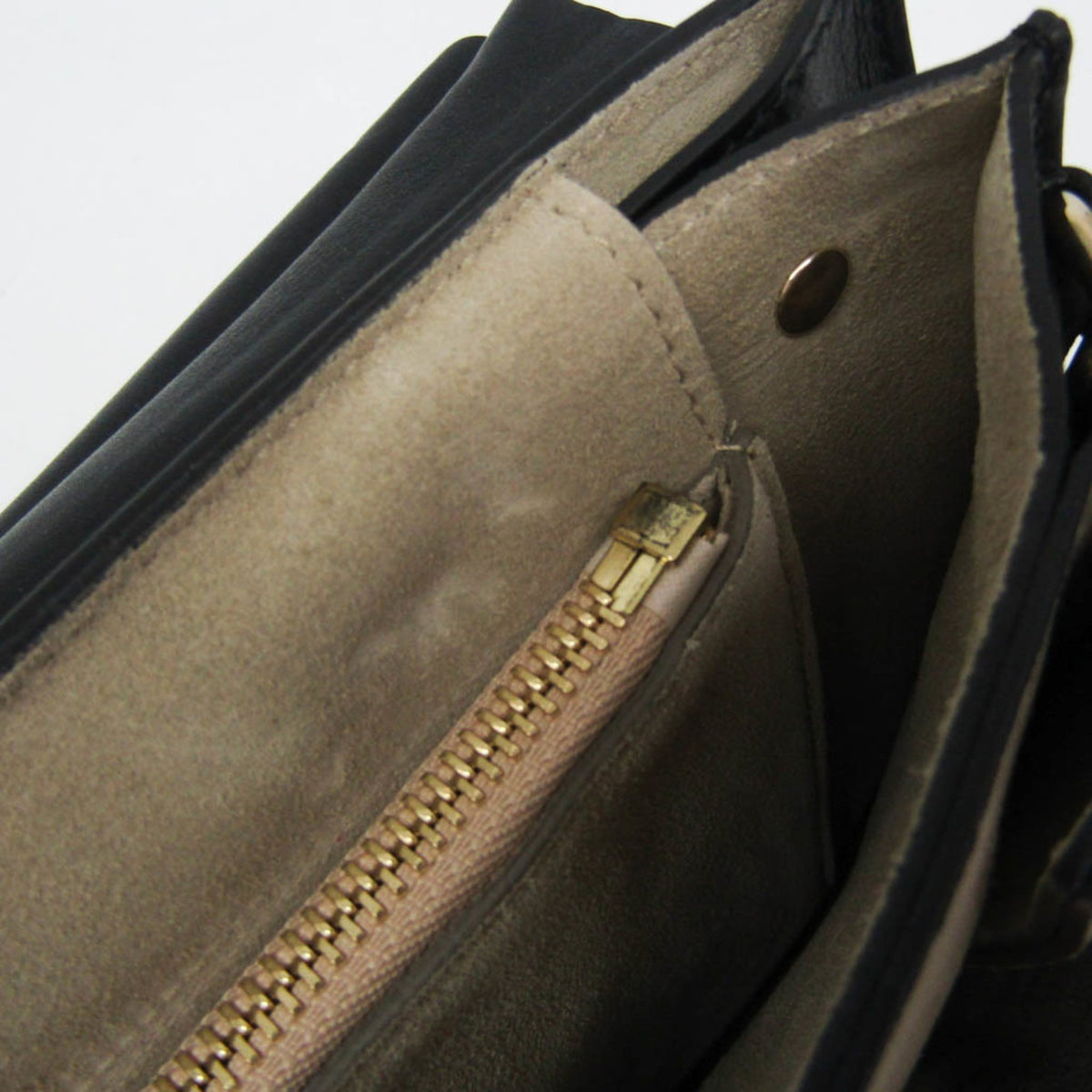 PRE-OWNED Chloé Faye · Suede & Leather