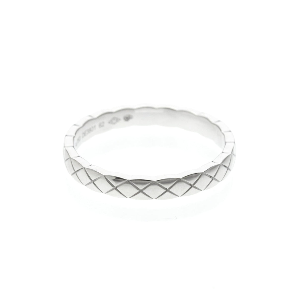 PRE-OWNED Chanel Coco Crush · 18K White Gold Size 10