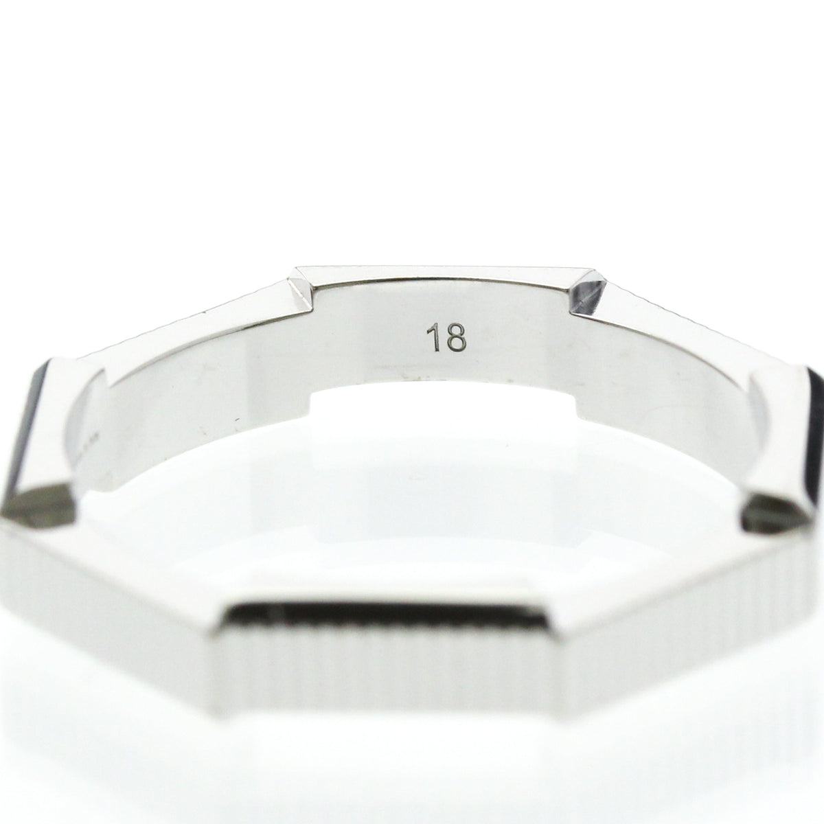 PRE-OWNED Gucci Link to Love · 18K White Gold Size 8.25