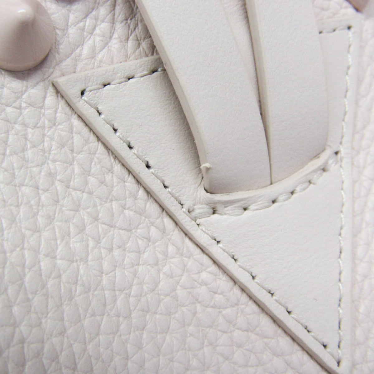 PRE-OWNED Christian Louboutin Cabachic · Leather Tote