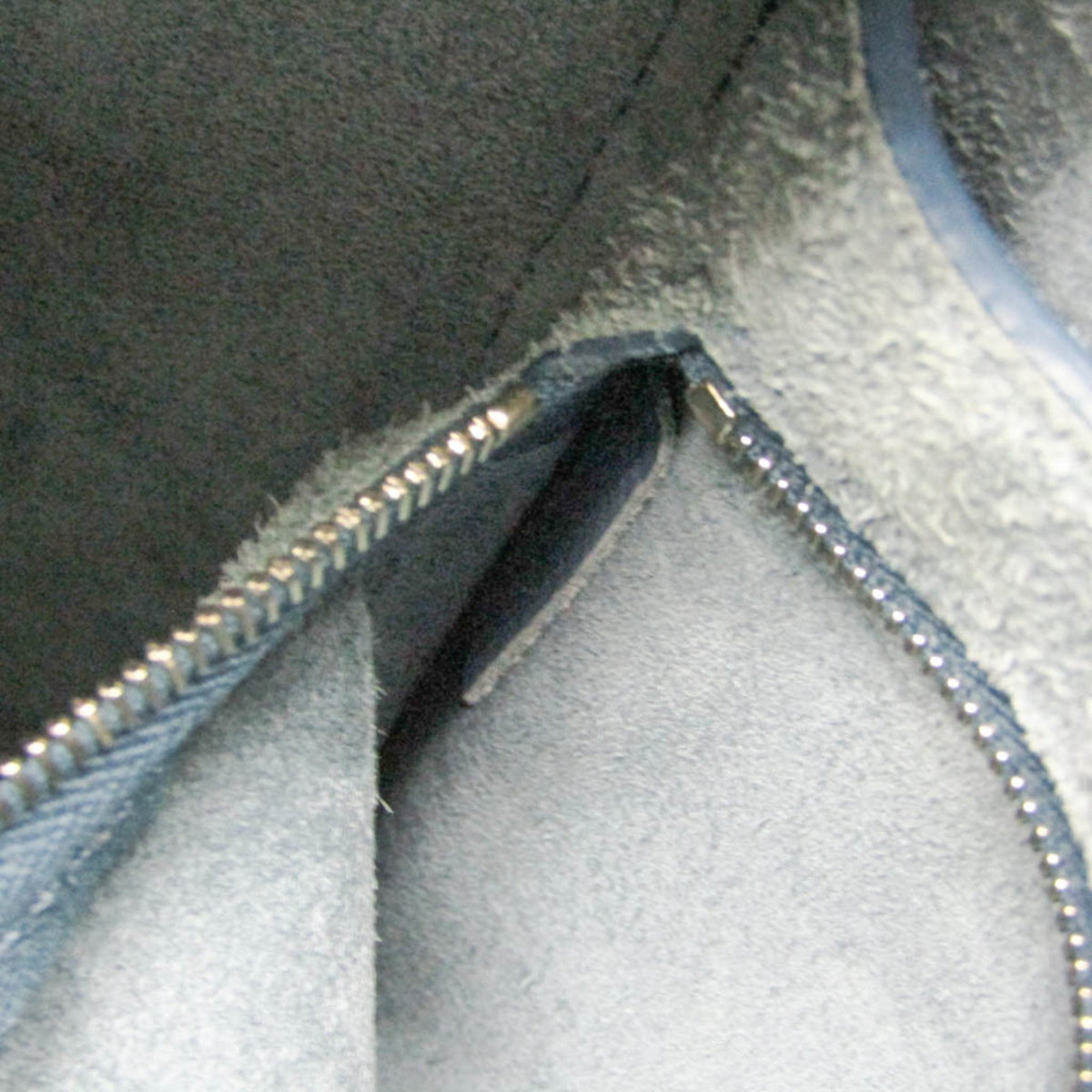 PRE-OWNED Celine Sangle Small Bucket · Leather
