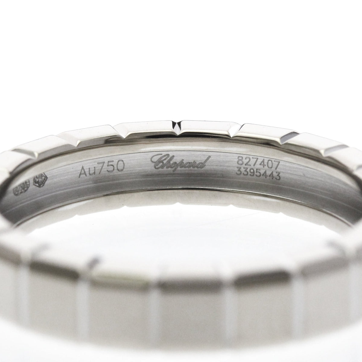 PRE-OWNED Chopard Ice Cube · 18K White Gold Size 9