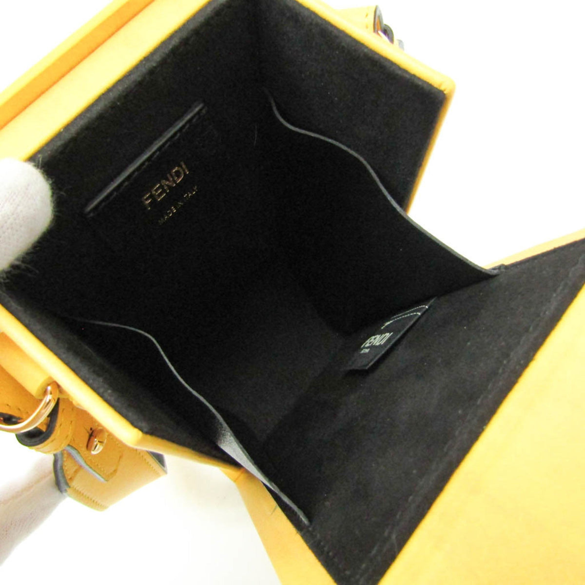 PRE-OWNED Fendi Box · Leather