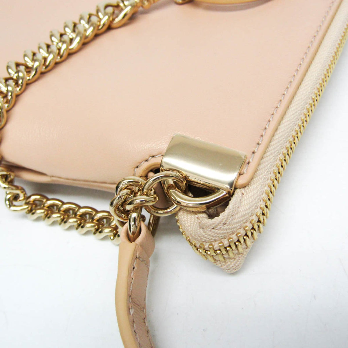 PRE-OWNED Chloé Faye · Small Zipped