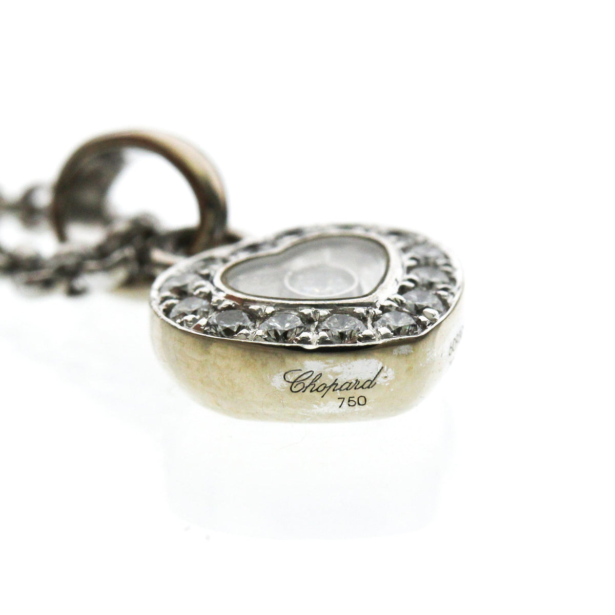 PRE-OWNED Chopard Happy Diamonds Heart · 18K White Gold