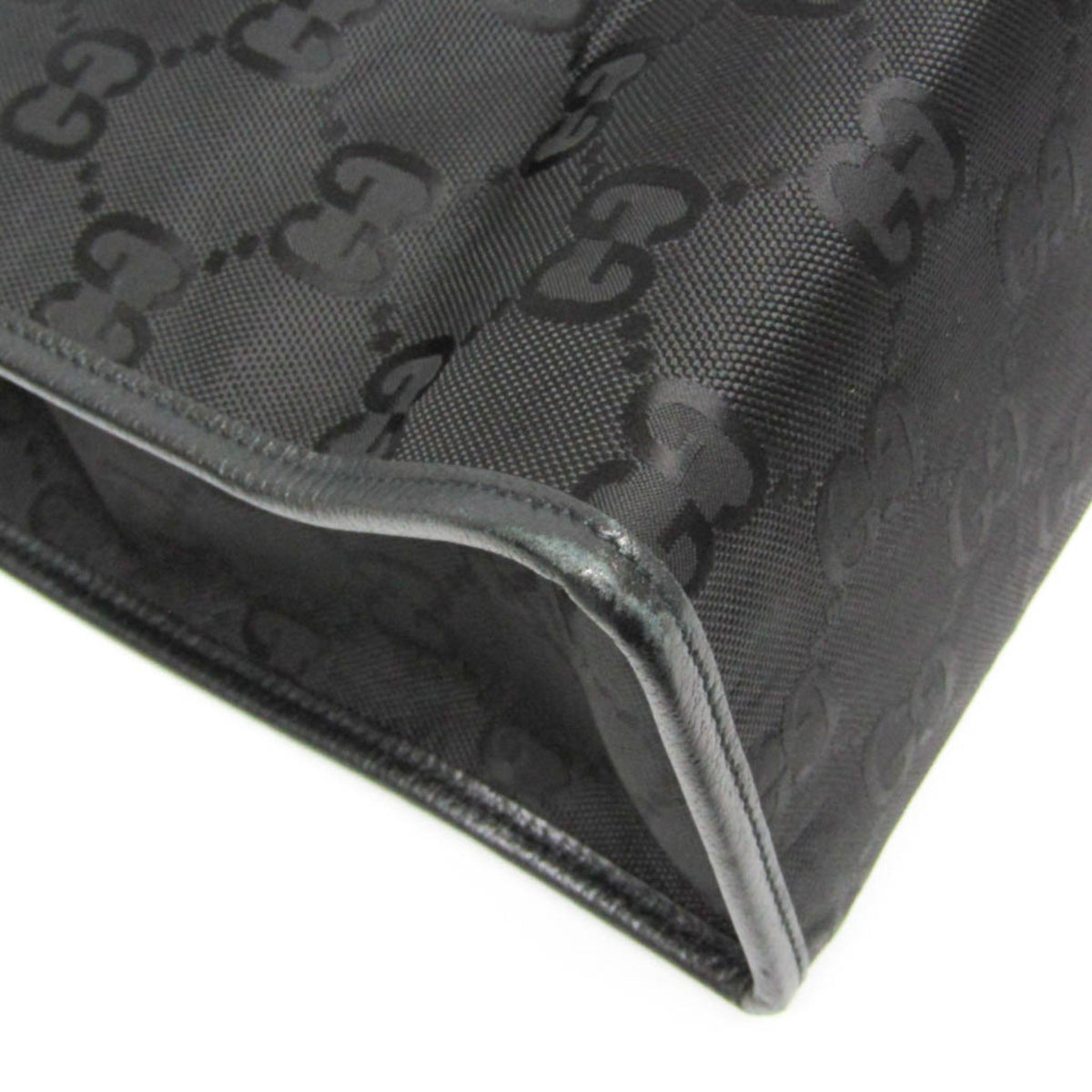 PRE-OWNED Gucci Off The Grid · GG Nylon Canvas