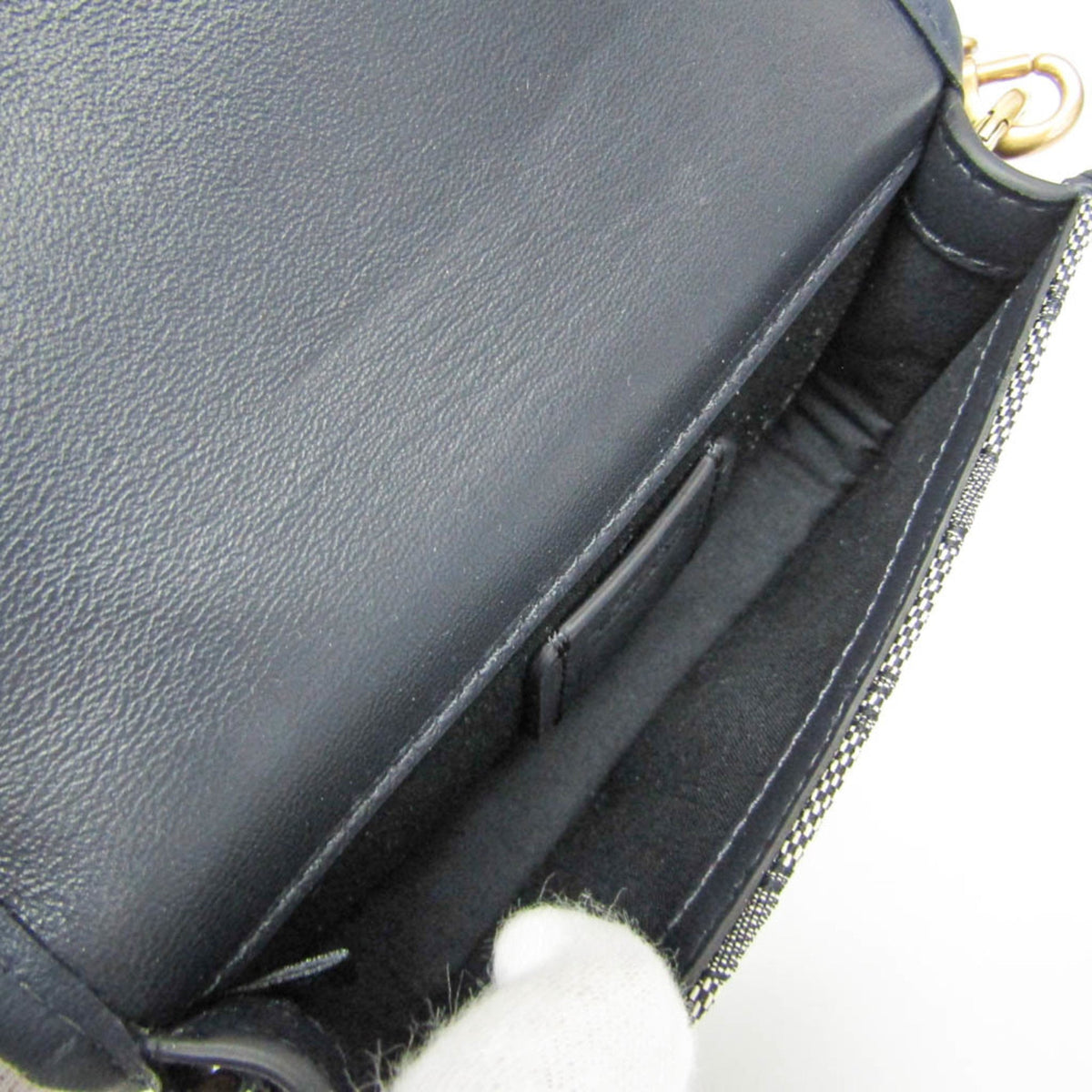 PRE-OWNED Coach Signature · Canvas Shoulder Bag