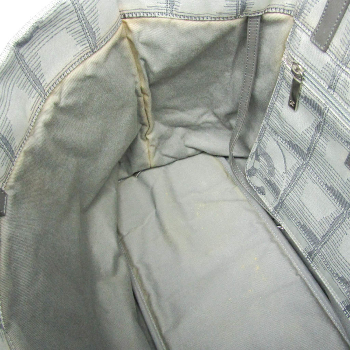 PRE-OWNED Chanel New Travel Line · Nylon Canvas