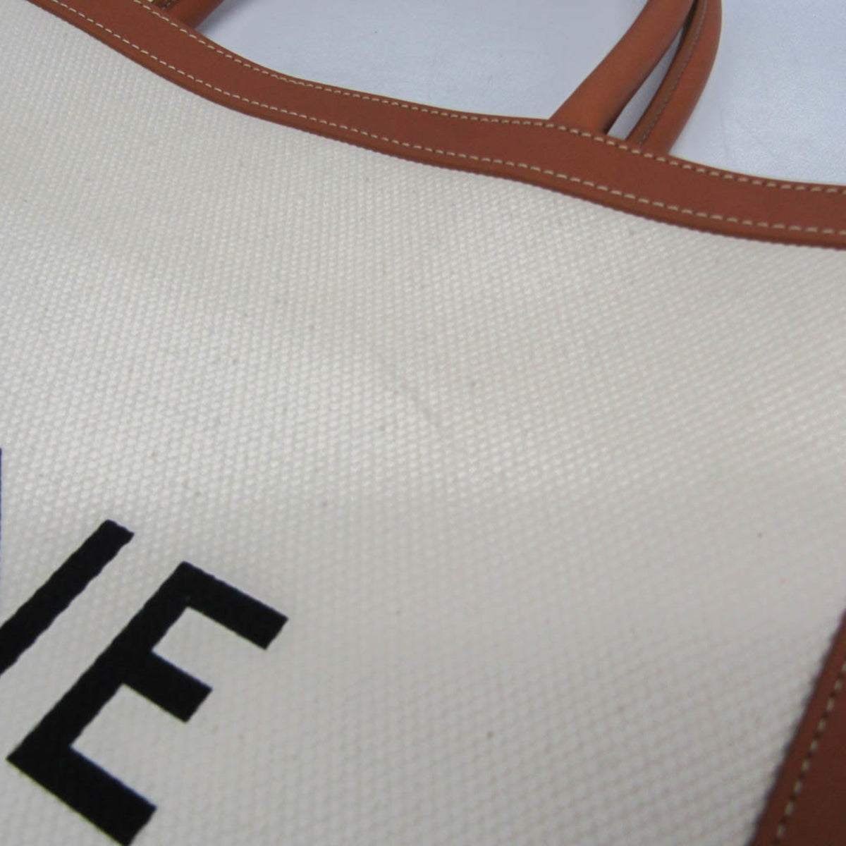 PRE-OWNED Celine Vertical Cabas Large · Canvas