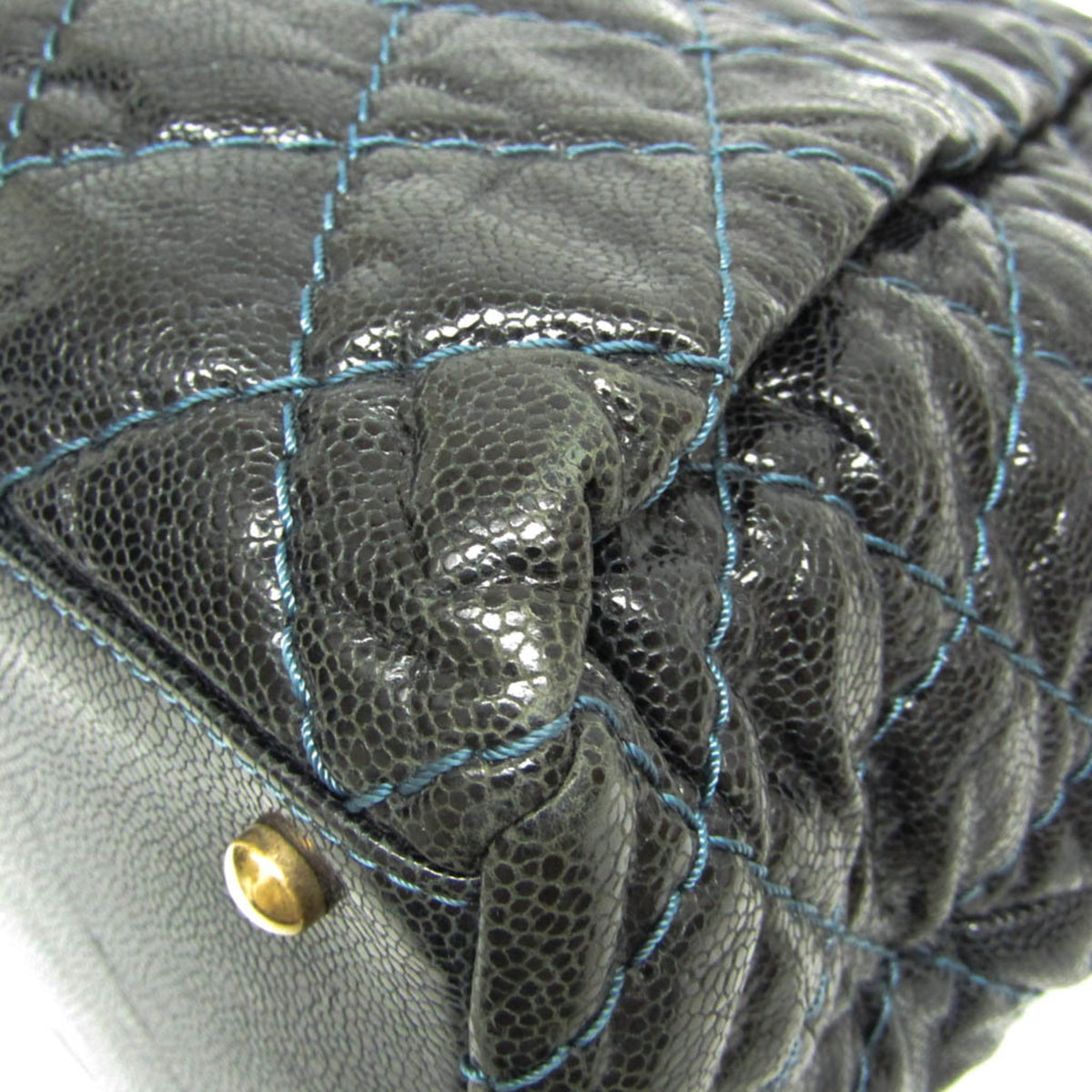 PRE-OWNED Chanel Matelasse Chain · Grained Calfskin