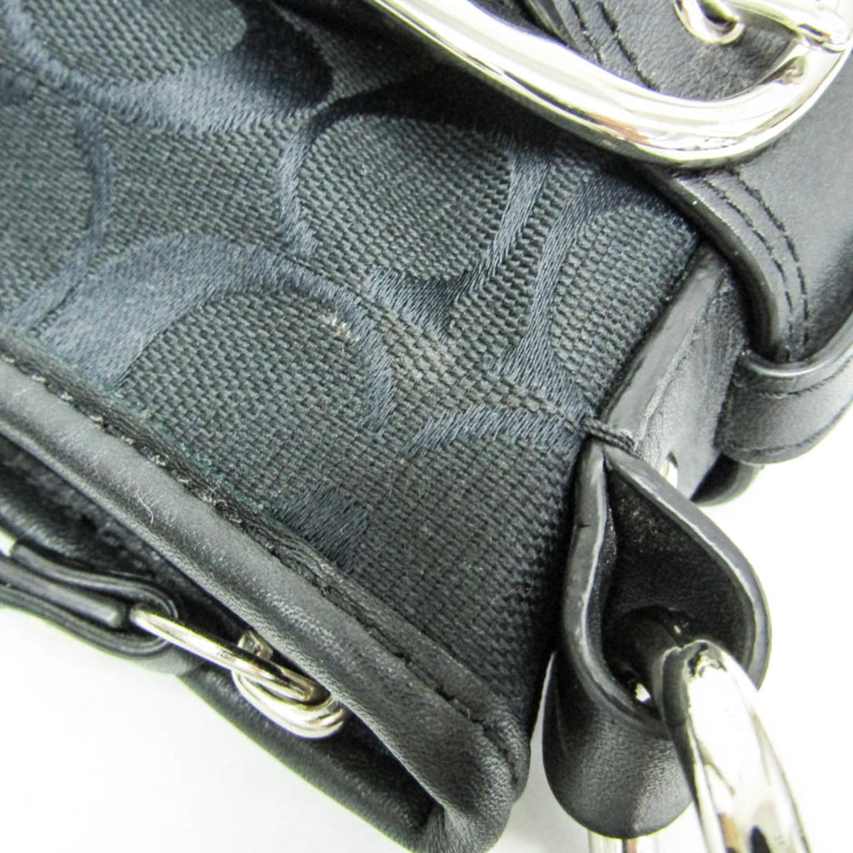 PRE-OWNED Coach Signature · Canvas & Leather