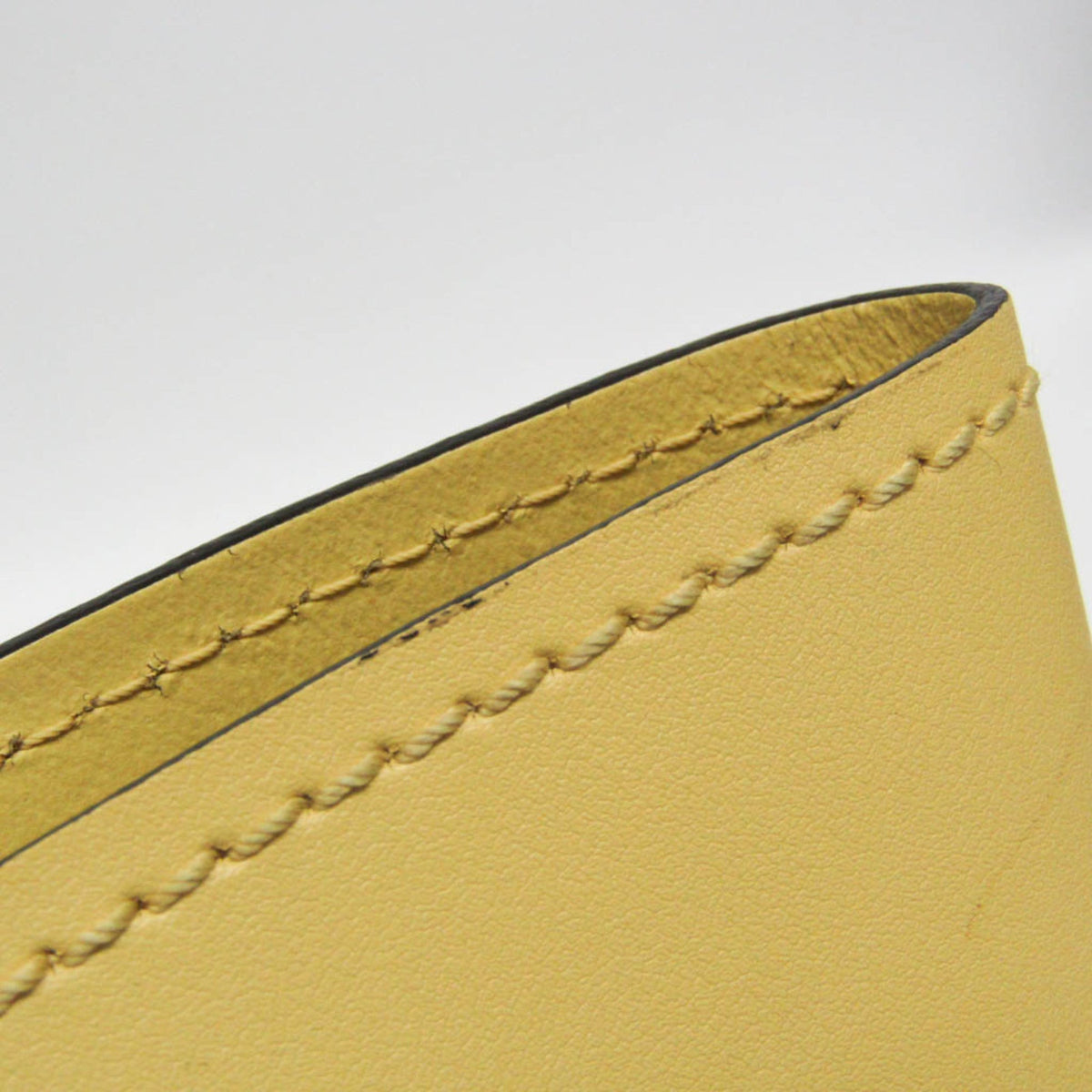 PRE-OWNED Chloé Mylo · Leather Tote