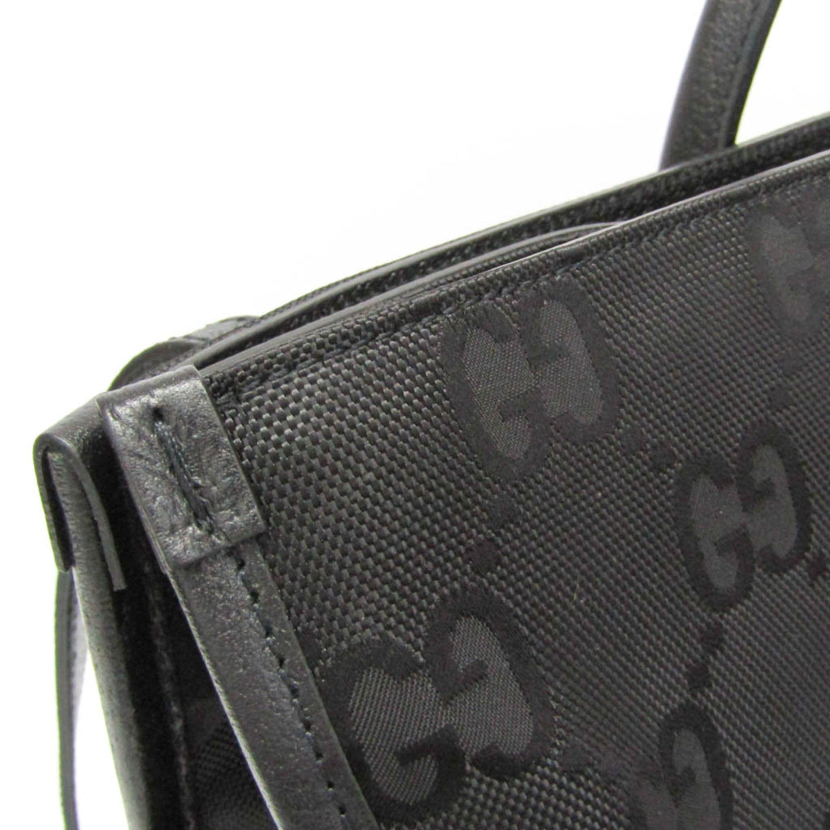 PRE-OWNED Gucci Off The Grid · GG Nylon Canvas
