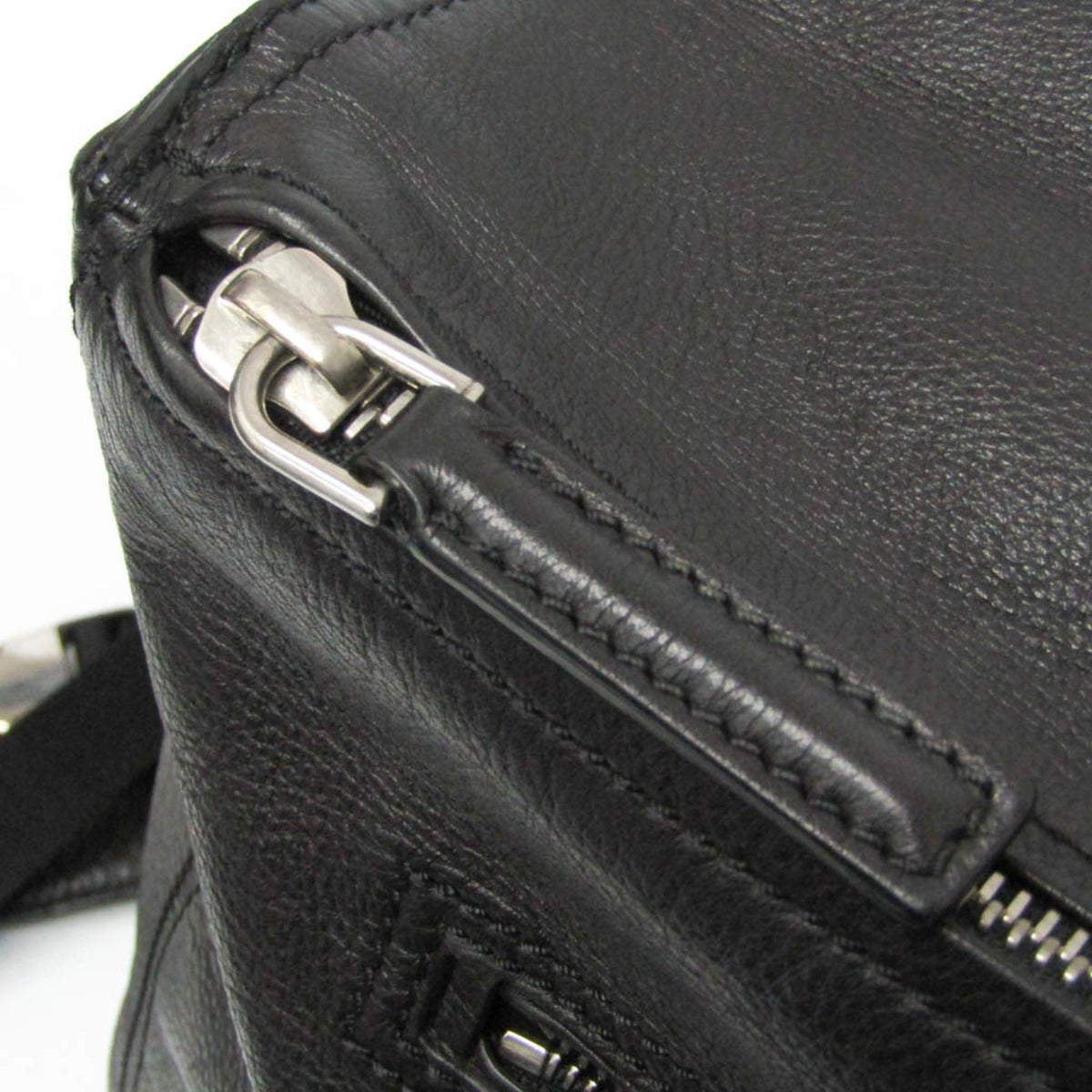 PRE-OWNED Givenchy Pandora · Leather Backpack