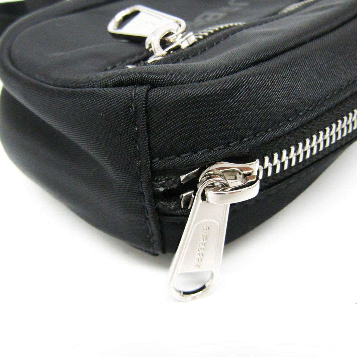 PRE-OWNED Burberry · Nylon Belt Bag