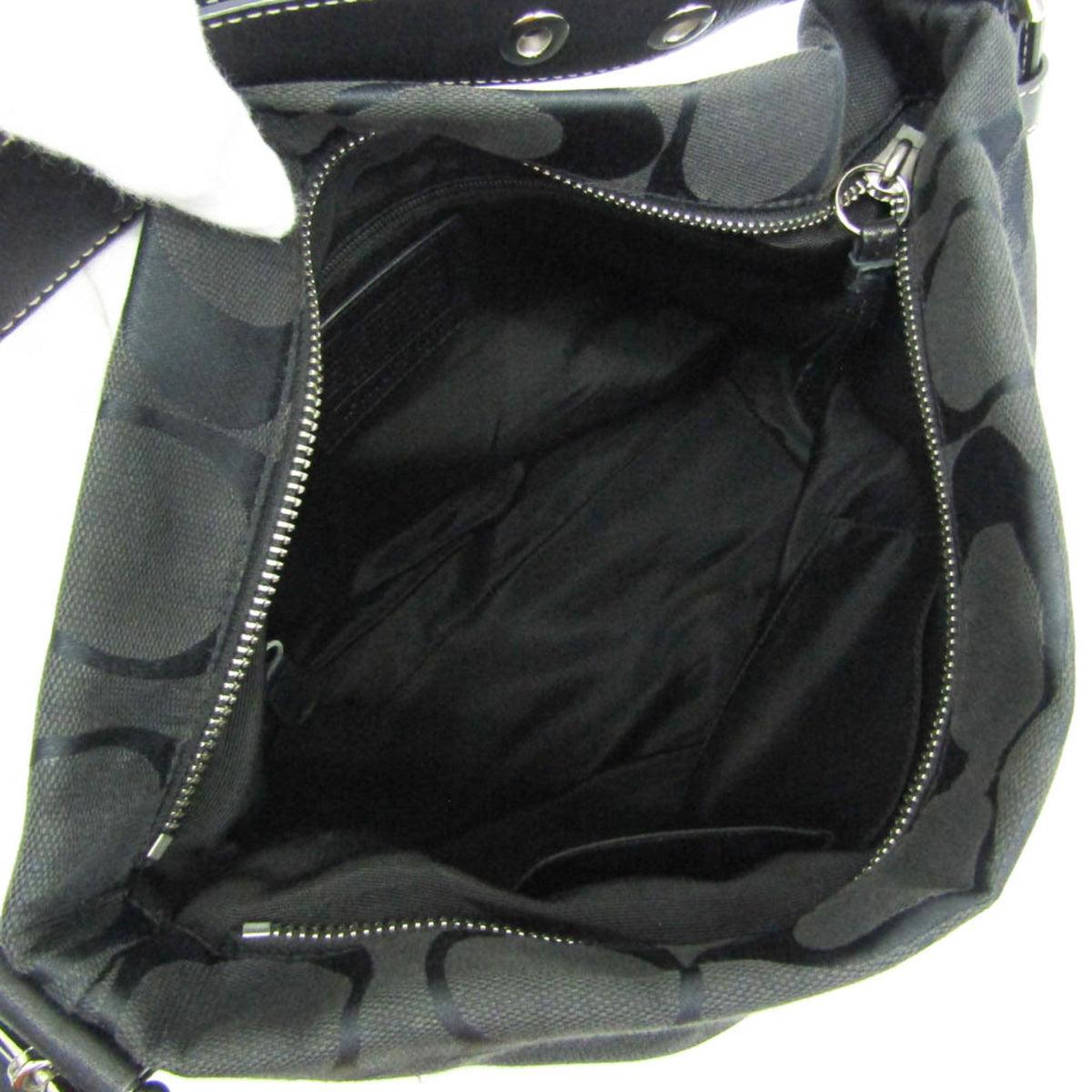 PRE-OWNED Coach Signature · Canvas & Leather