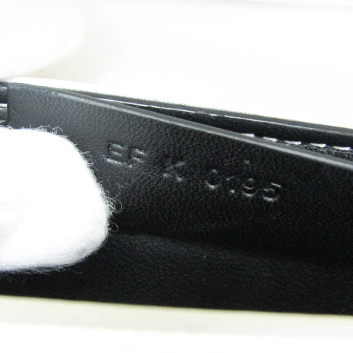 PRE-OWNED Givenchy Bow Cut · Ivory Leather