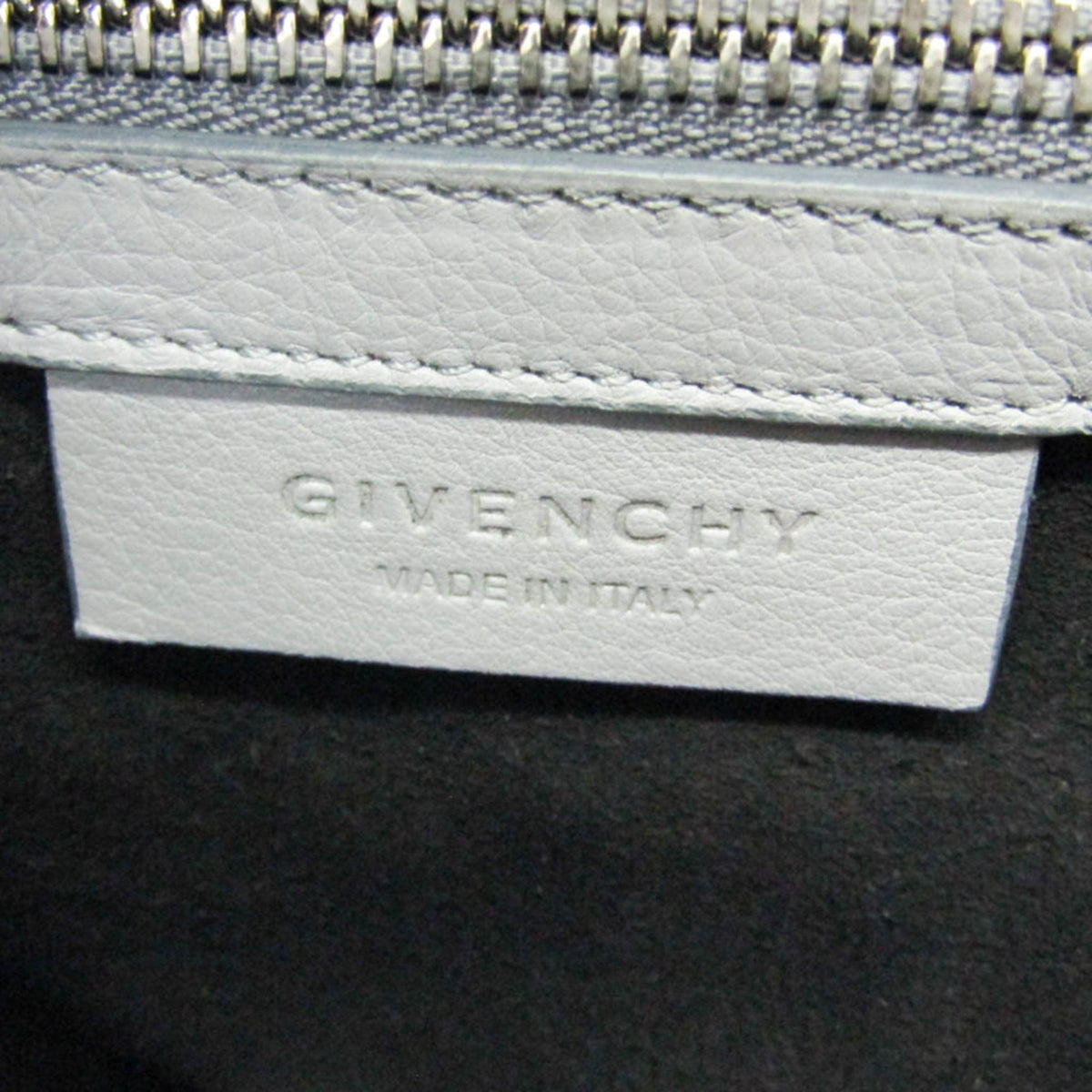 PRE-OWNED Givenchy Pandora Box Medium · Embossed Leather