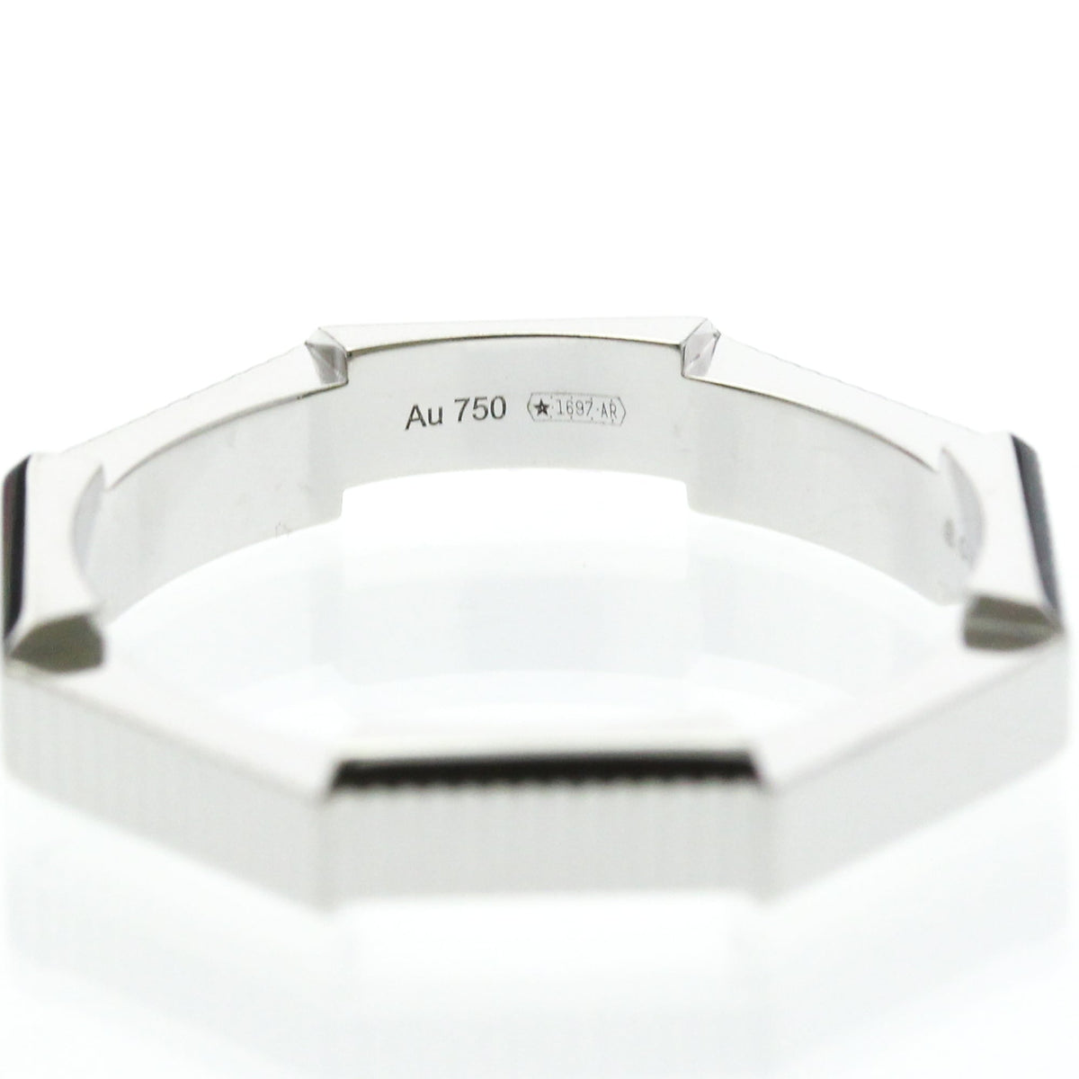 PRE-OWNED Gucci Link to Love · 18K White Gold Size 8.25