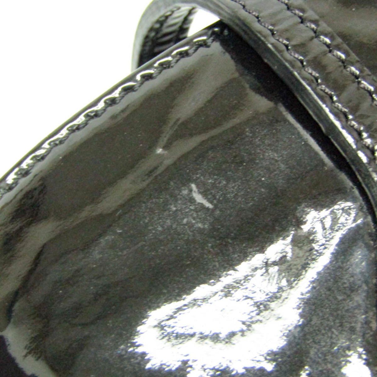 PRE-OWNED Celine Enamel Leather Tote