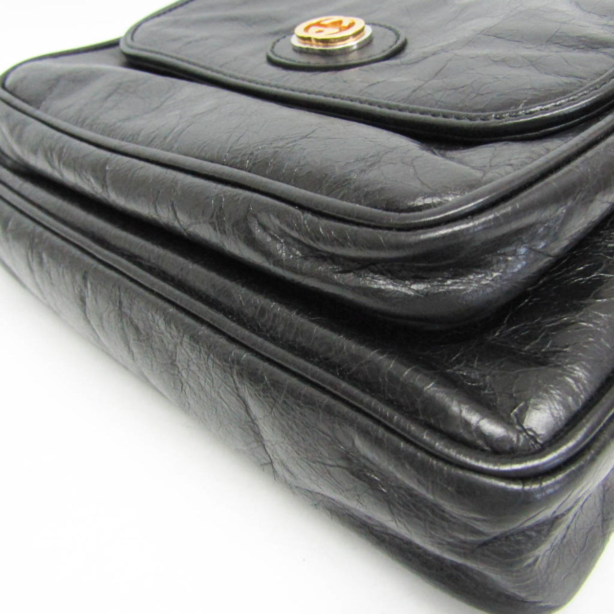 PRE-OWNED Gucci Messenger · Leather Crossbody