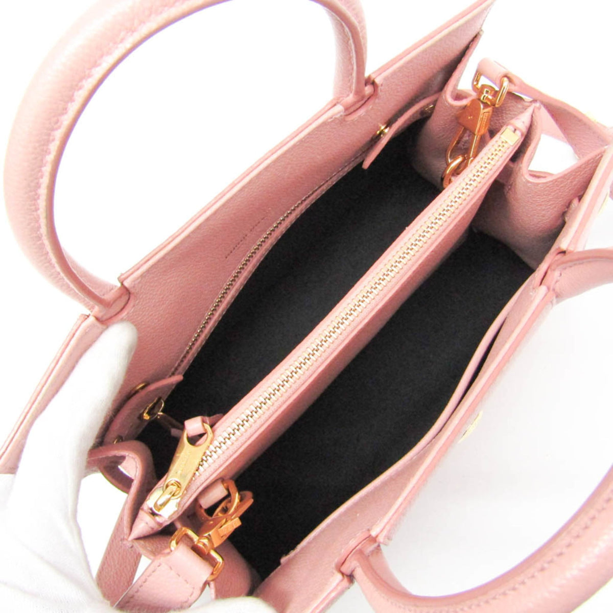 PRE-OWNED Burberry Title · Leather Shoulder Bag
