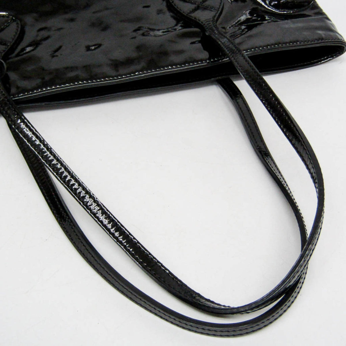 PRE-OWNED Celine Enamel Leather Tote