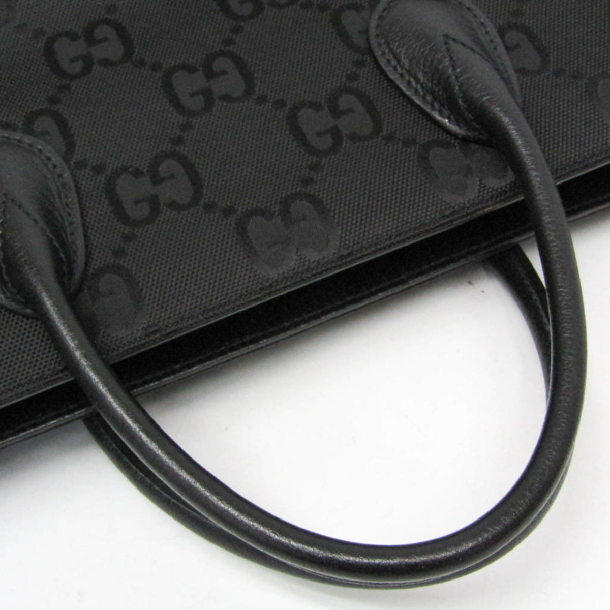 PRE-OWNED Gucci Off The Grid · GG Nylon Canvas