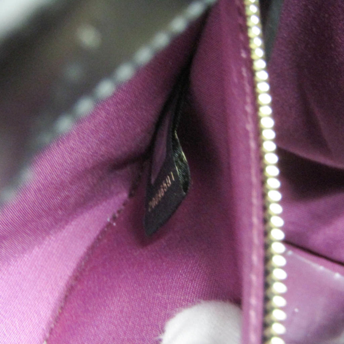 PRE-OWNED Bvlgari Monete · Leather