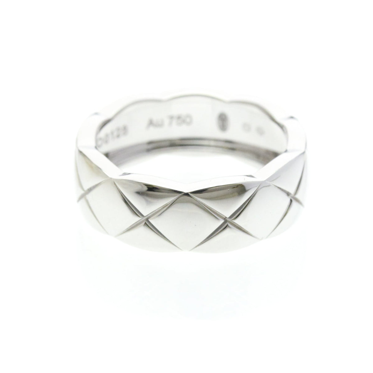 PRE-OWNED Chanel Coco Crush · 18K White Gold Size 5.75