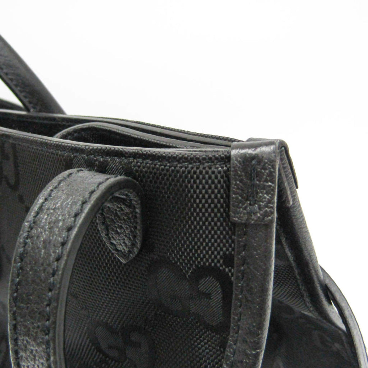 PRE-OWNED Gucci Off The Grid · Nylon Canvas
