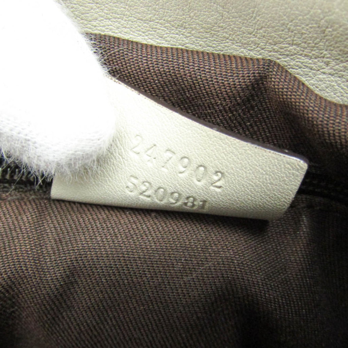 PRE-OWNED Gucci Sukey · GG Canvas