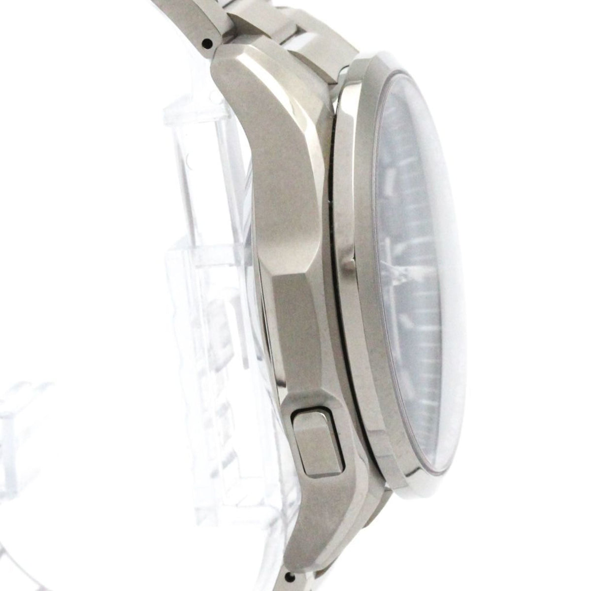 PRE-OWNED Casio Oceanus · GPS · Titanium