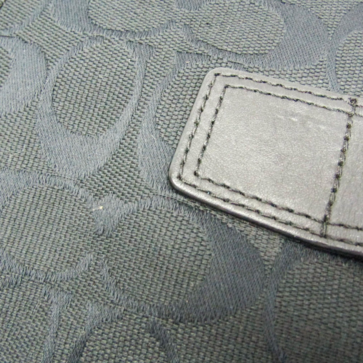 PRE-OWNED Coach Signature · Canvas & Leather