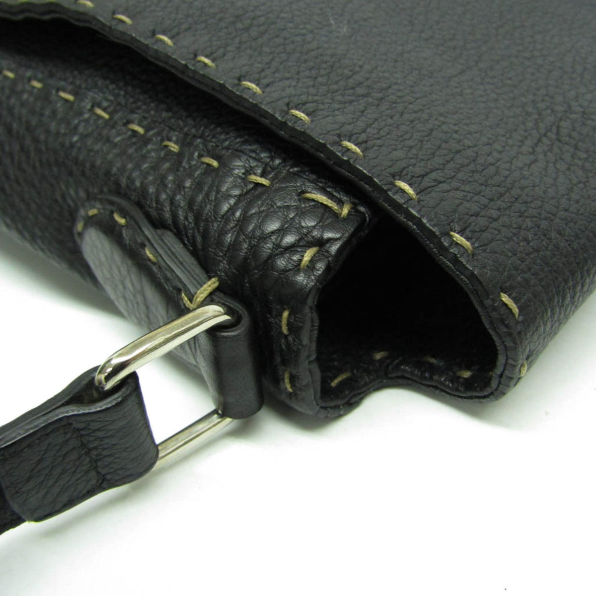PRE-OWNED Fendi Selleria · Leather Messenger