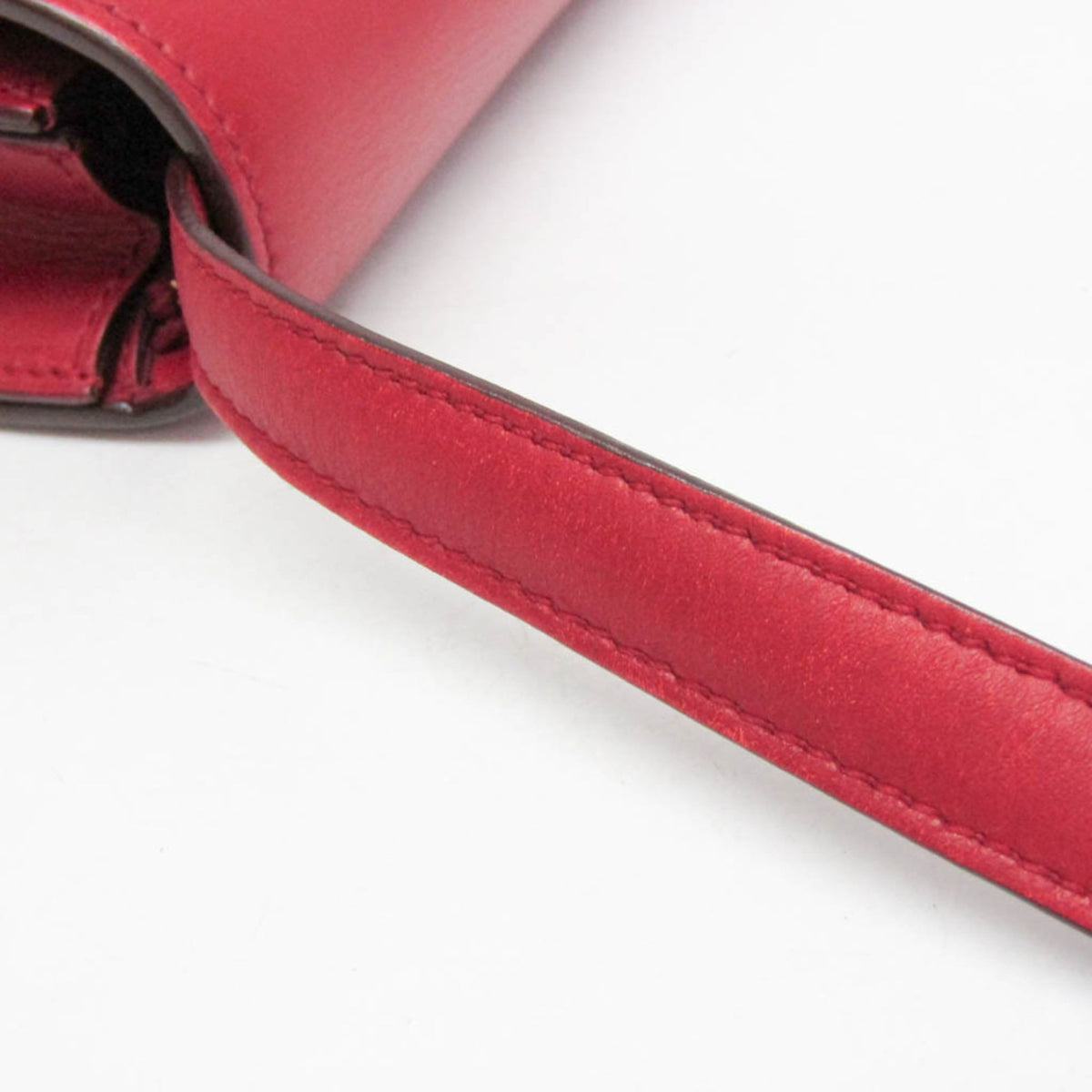 PRE-OWNED Celine Classic Box Medium · Calfskin