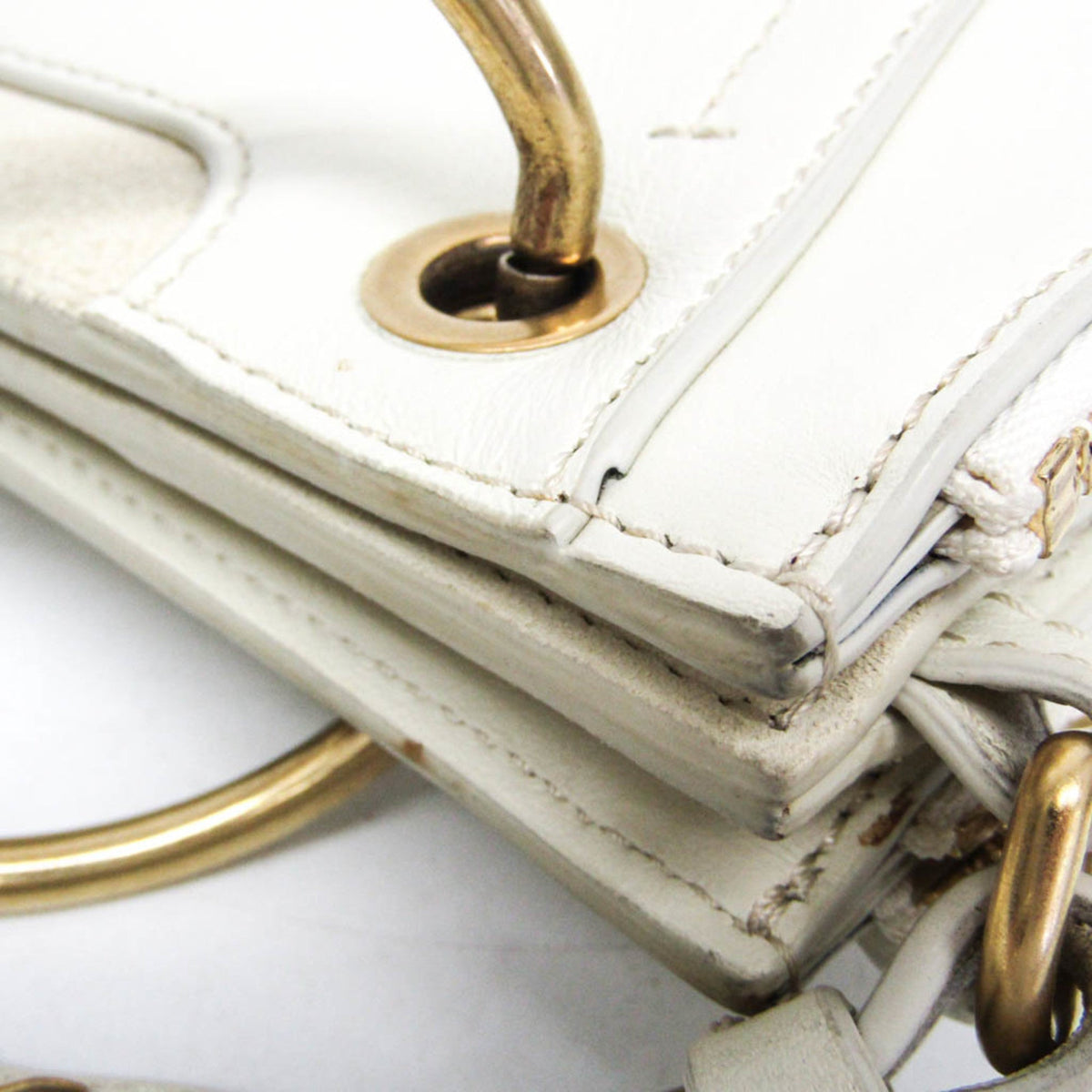 PRE-OWNED Chloé Roy · Leather & Suede
