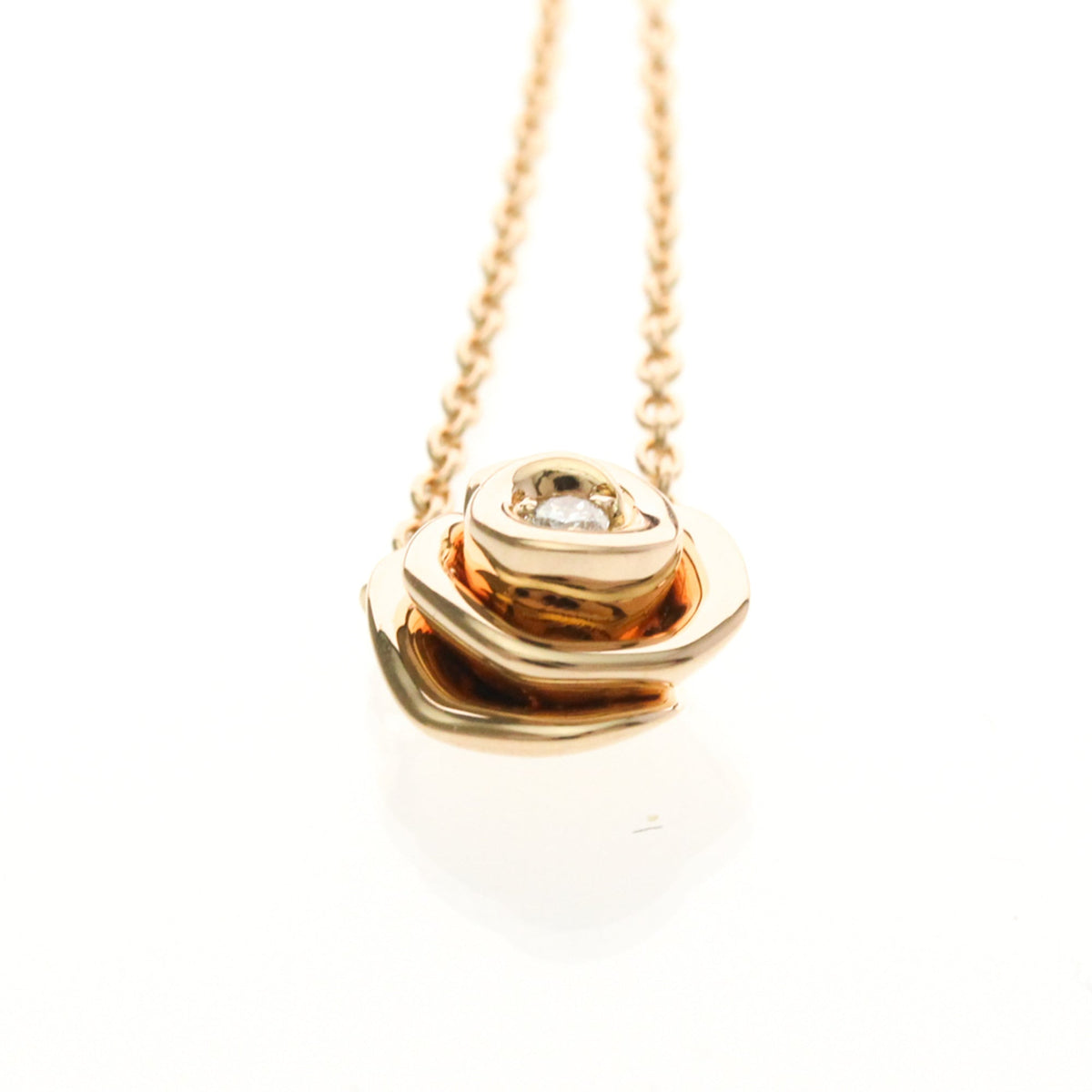 PRE-OWNED Dior Rose Dior Couture · Rose Gold · Diamond